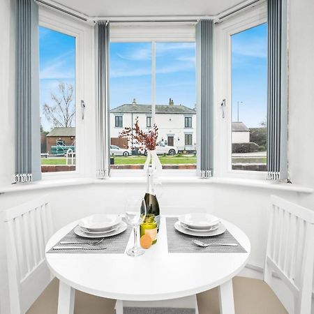 Beautiful Waterside Apartment - Parking - Perry Barr - Top Rated Birmingham Dış mekan fotoğraf